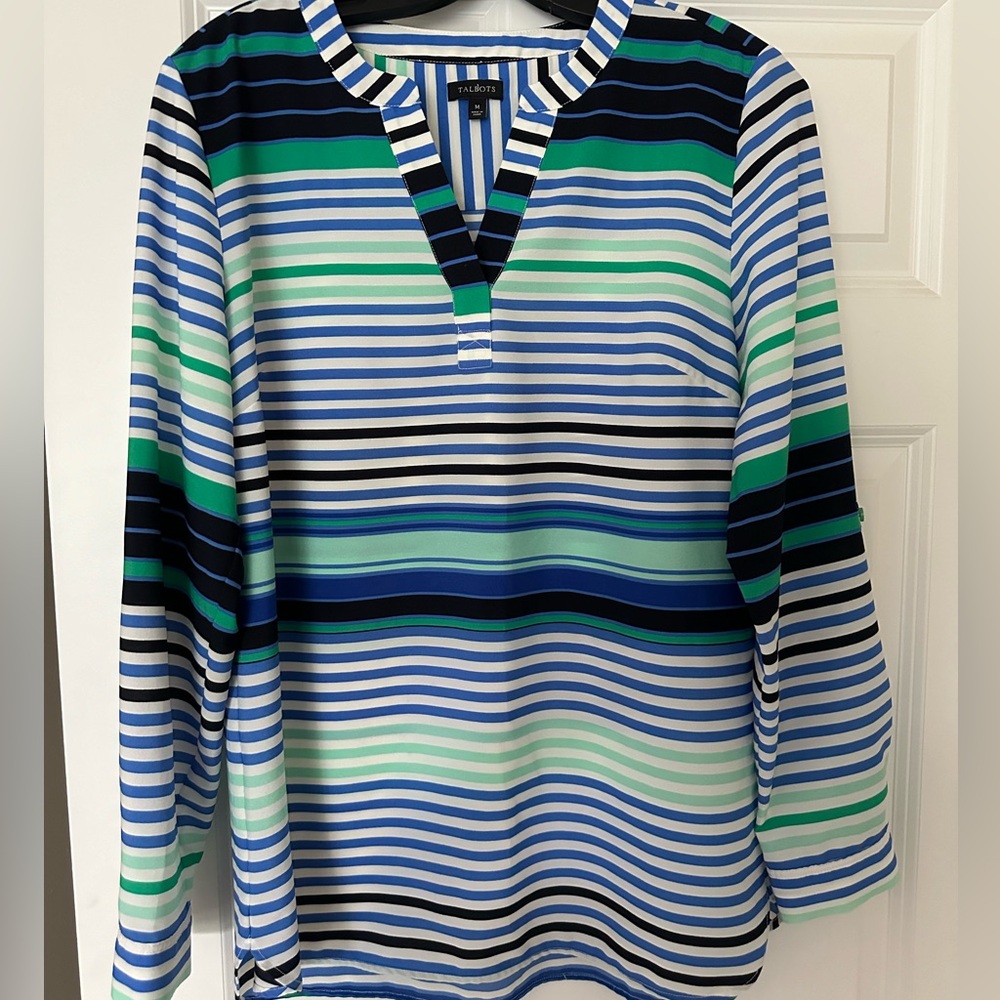 NWOT* Talbots V-neck blouse - Size Medium